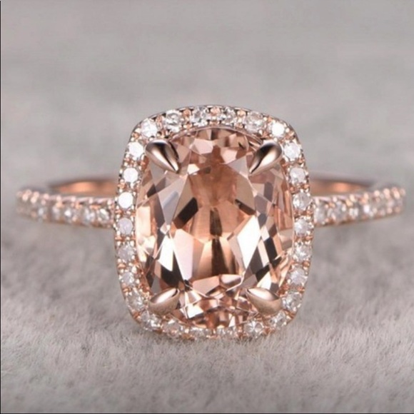 Jewelry - Rose gold plated oval cut ring